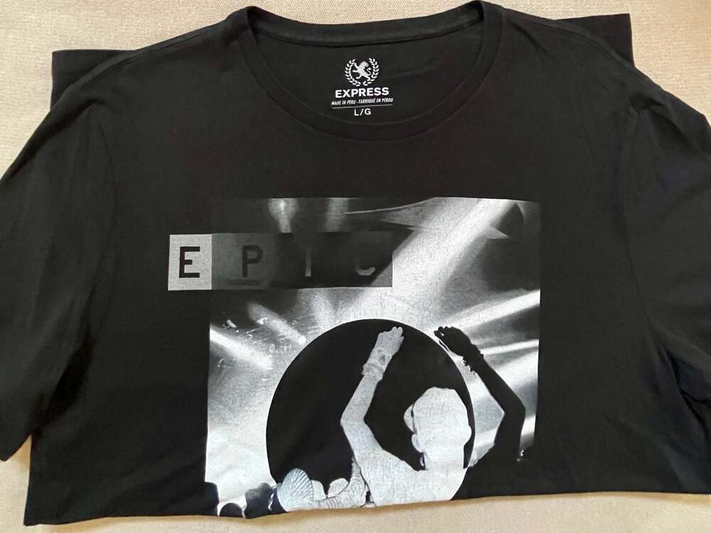 Express - Picture 3 of 3